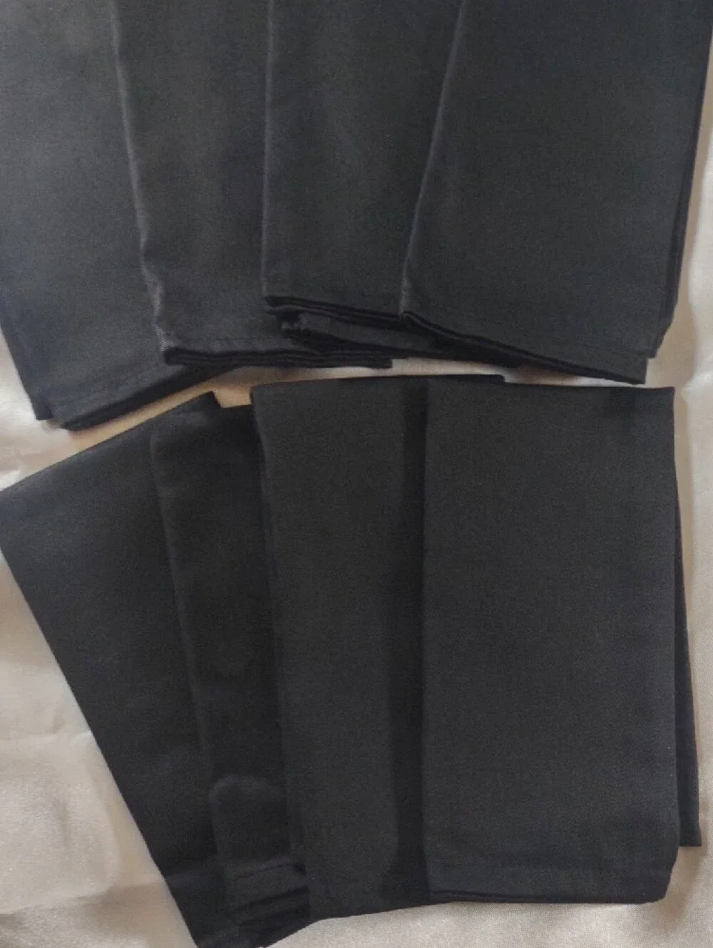 NWOT Set of Black Dinner Napkins - Pack of 8